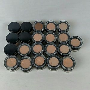 Bobbi Brown Big Lot Creamy Concealer w/ Powder